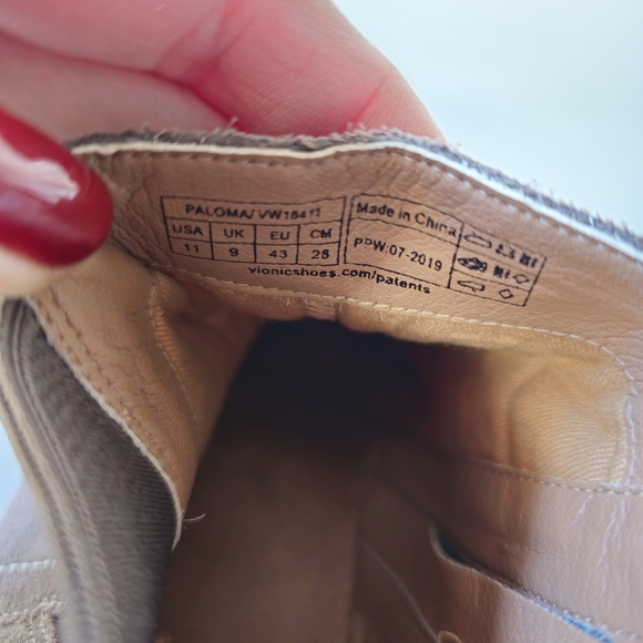 Vionic Paloma wedge ankle booties size 11M  grayish brown - Picture 8 of 9